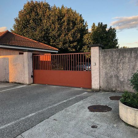 Appartement Au Milieu Des Lacs, Au Bord Du Guiers Aoste Екстер'єр фото